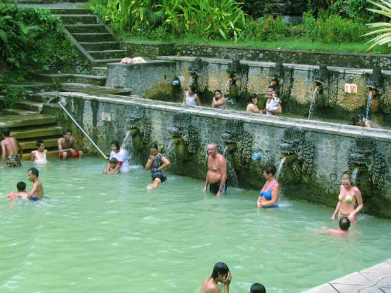 Buy Bitcoin Near Banjar Hot Springs: A North Bali Guide